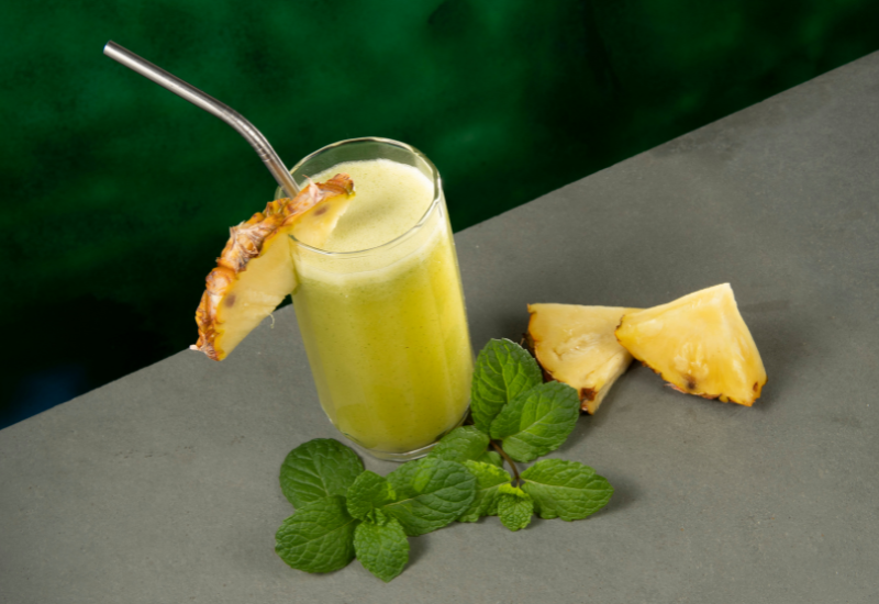 Suco de abacaxi com hortelã: uma explosão de sabores