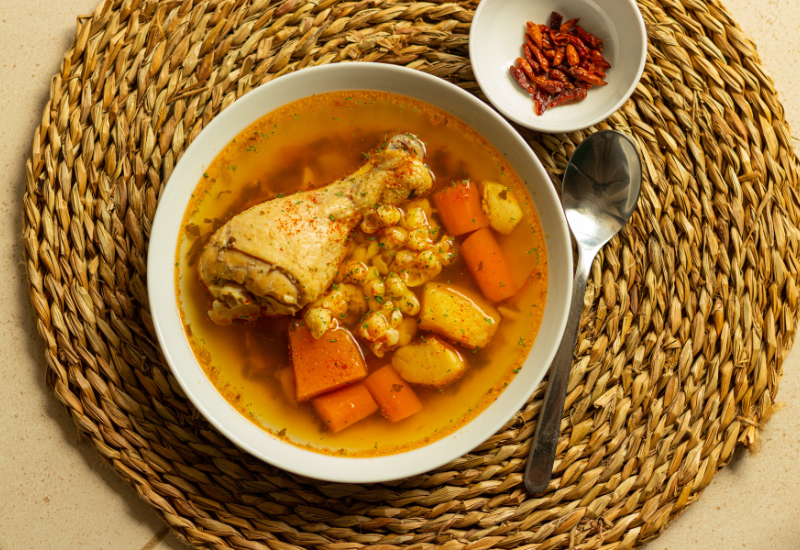 Delícia de Conforto: receita de frango cozido com batatas