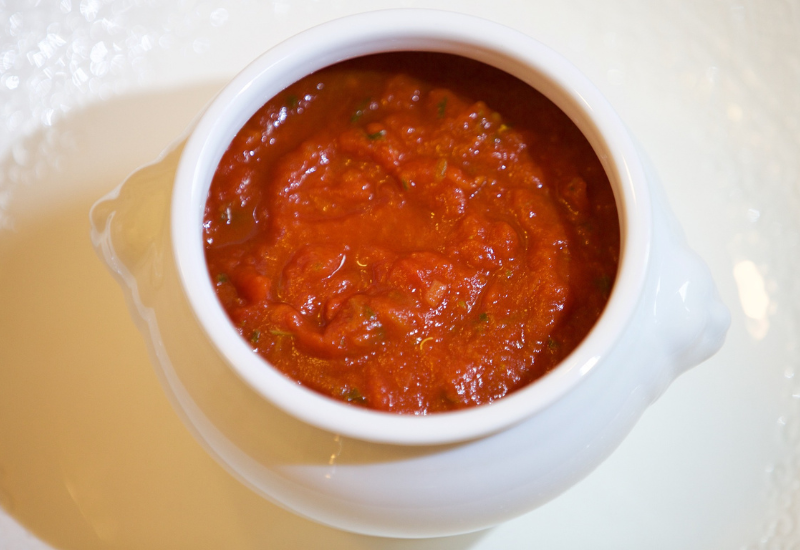 Como fazer molho de tomate em casa? Aprenda o passo a passo