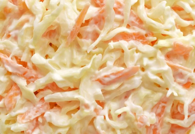 Como fazer salada de cenoura cremosa?