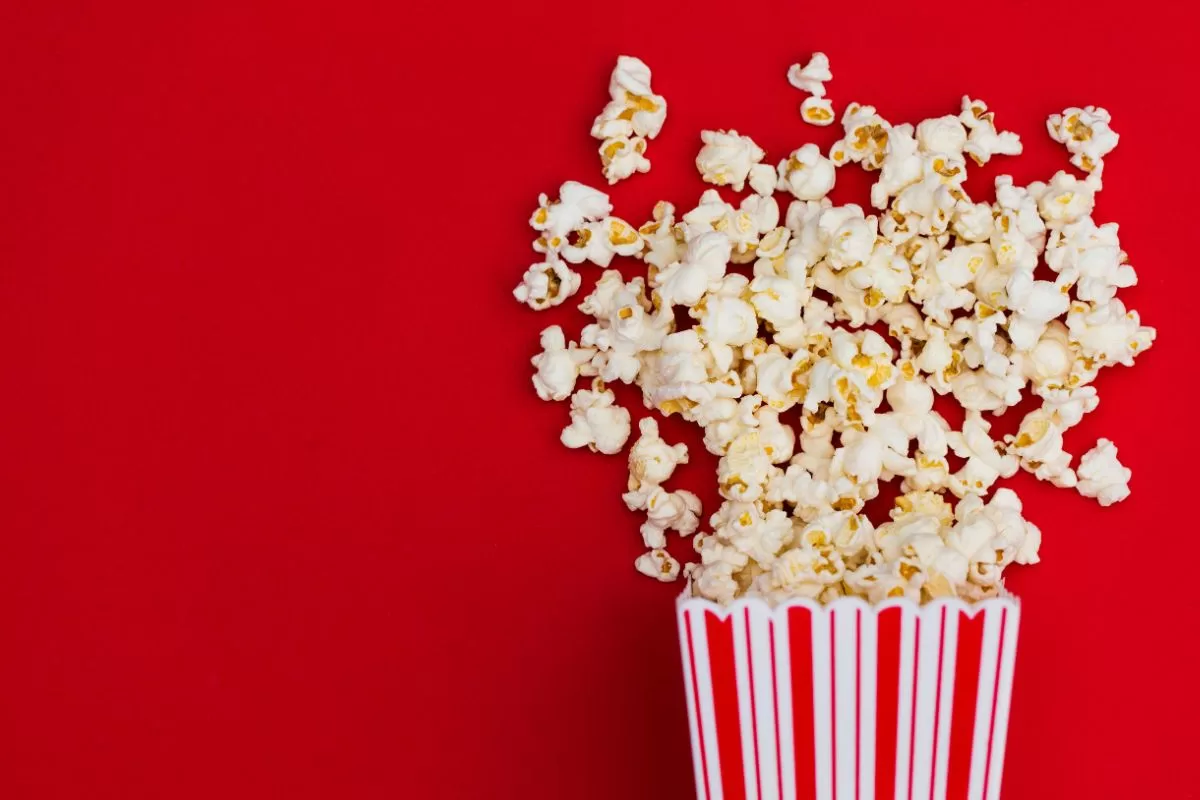 Benefícios da pipoca para a saúde: lanche rápido e nutritivo