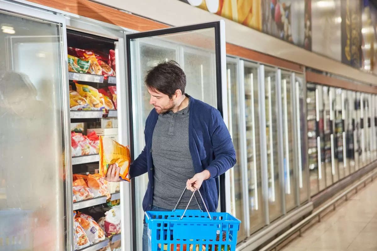 Pode consumir comida congelada? Confira 3 prós e 3 contras