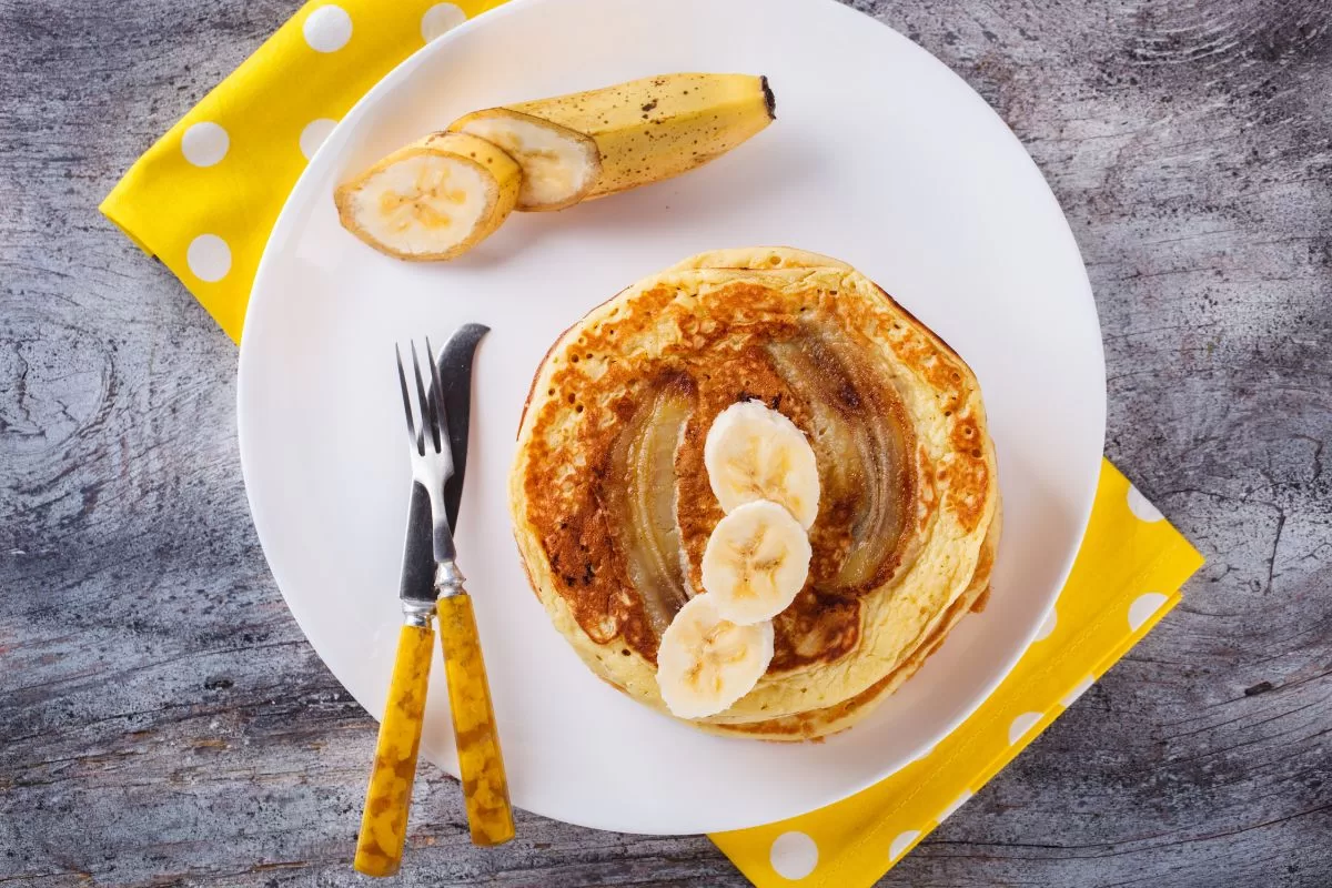 Panqueca de banana fácil e gostosa: aprenda como fazer