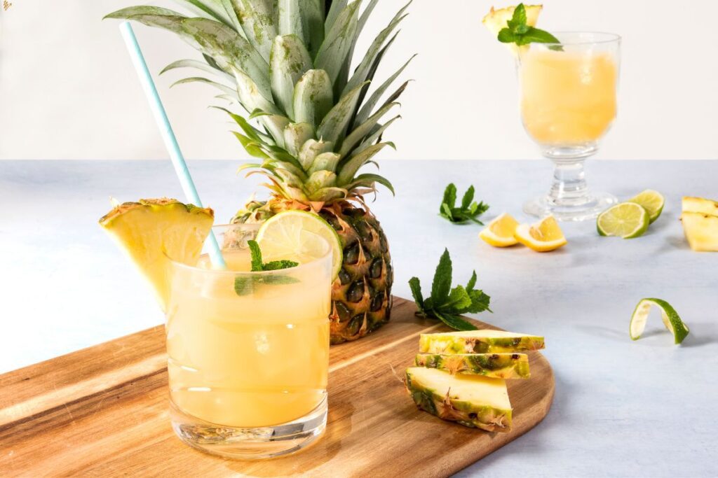 suco de abacaxi com limão