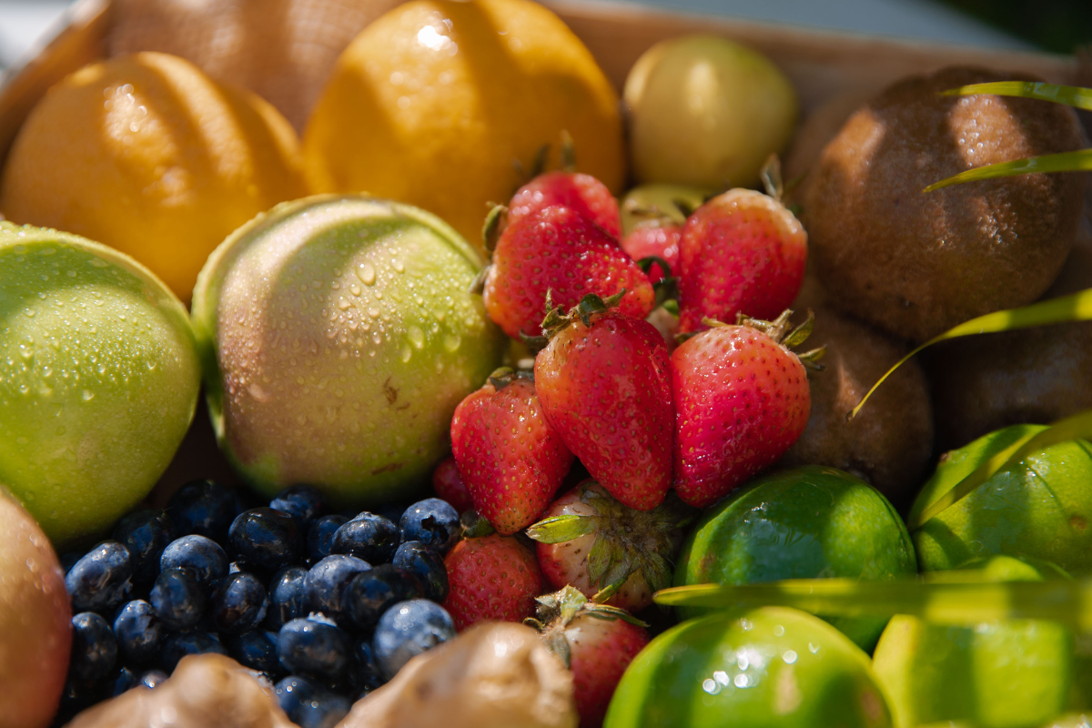 É melhor comer frutas antes ou depois das refeições? Saiba agora