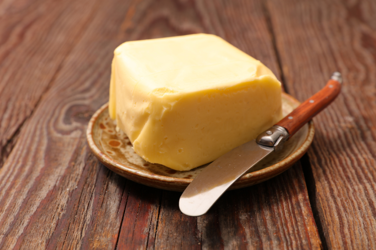 Manteiga x margarina: diferenças e qual é mais saudável