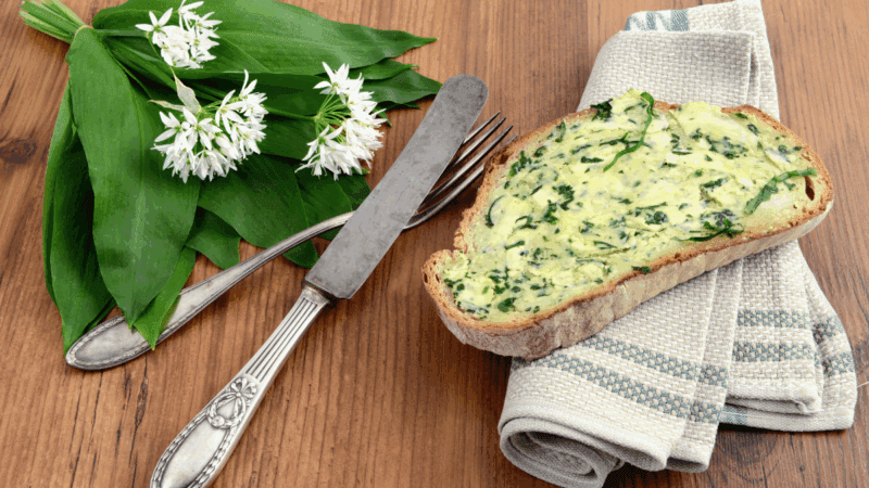 Como fazer manteiga temperada