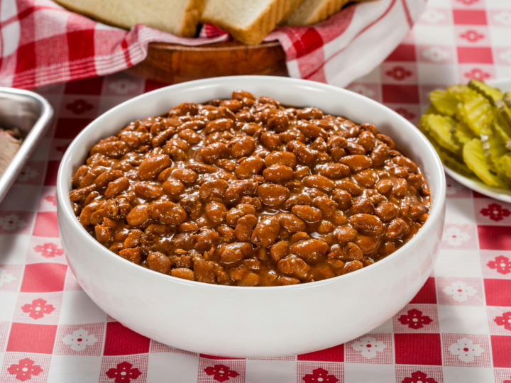 O erro que deixa o feijão duro mesmo depois de horas na panela