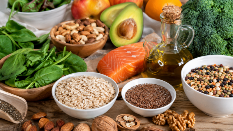 Mudanças simples na alimentação para reduzir colesterol
